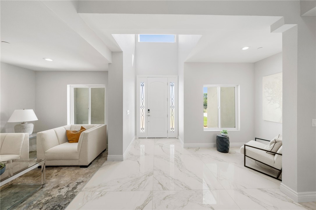 18860 Mariposa Drive