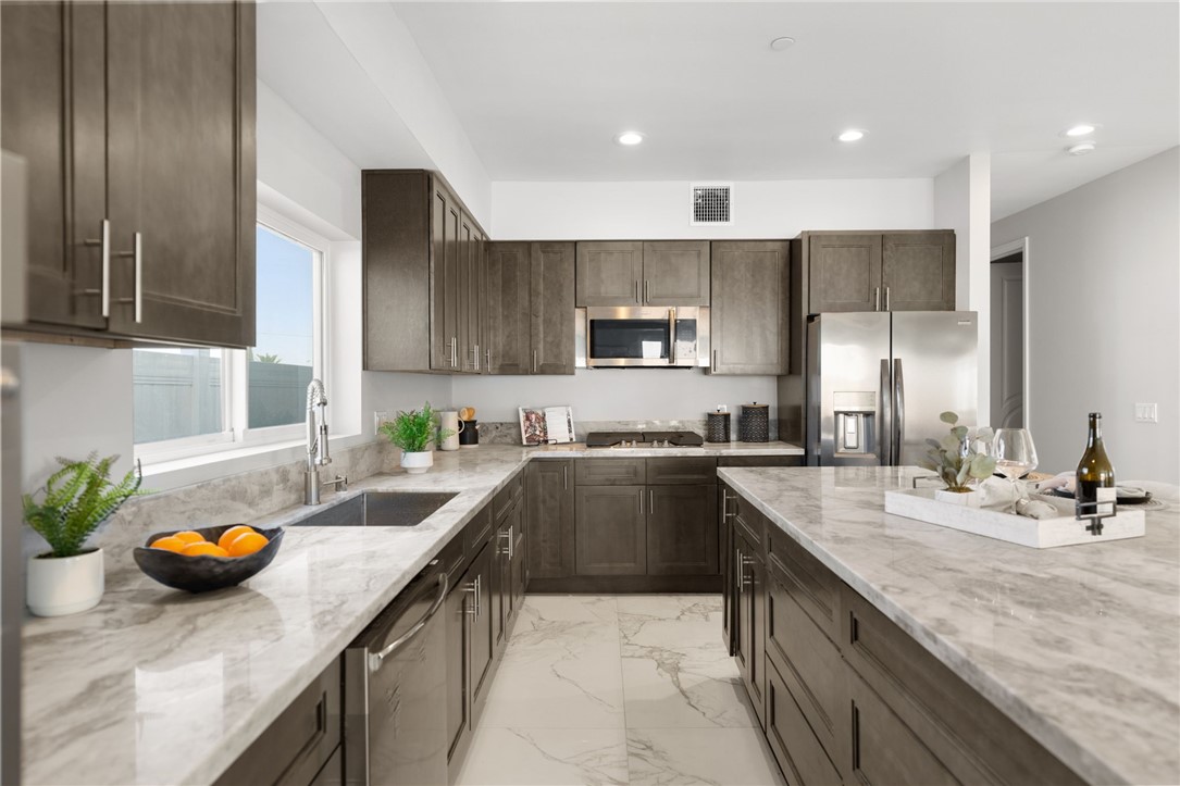 18860 Mariposa Drive