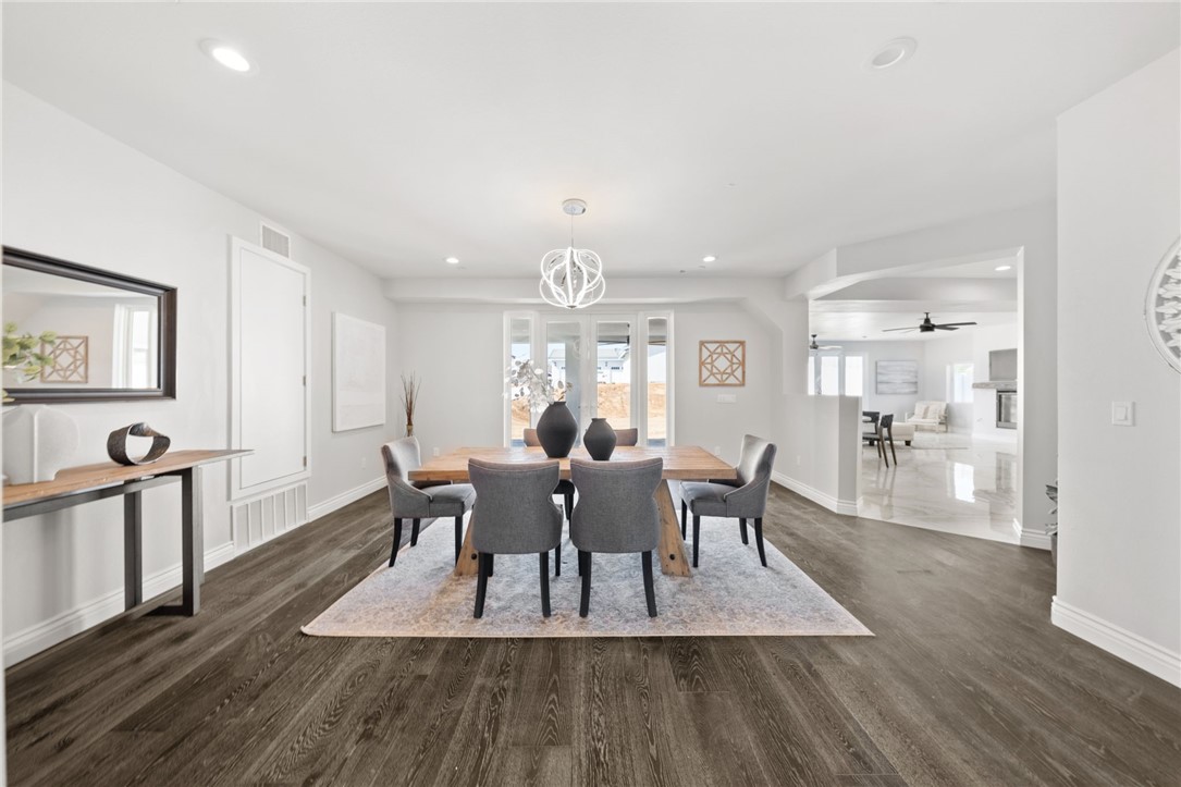 18860 Mariposa Drive