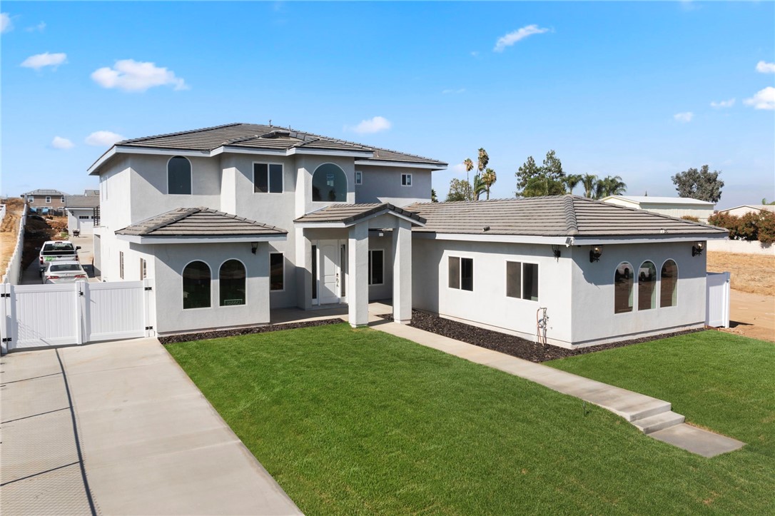 18860 Mariposa Drive