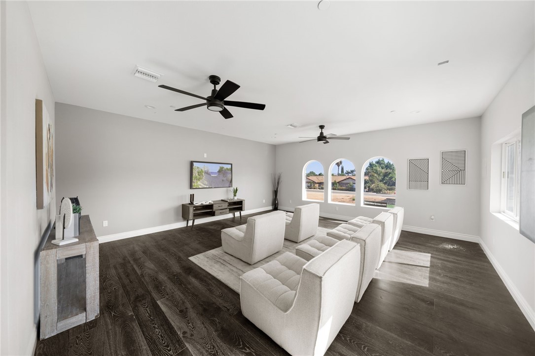 18860 Mariposa Drive