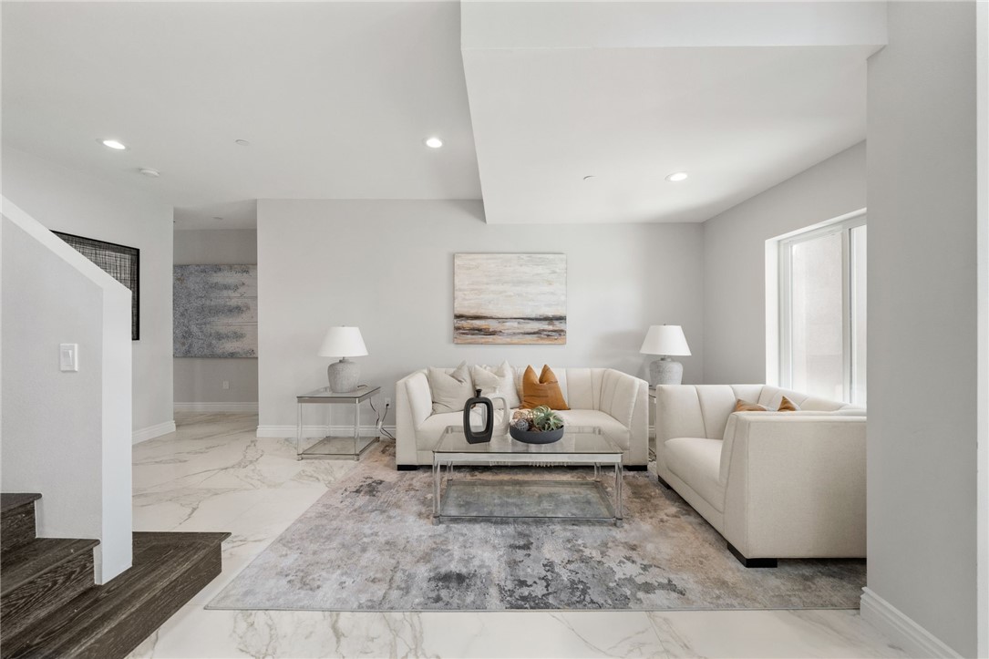 18860 Mariposa Drive