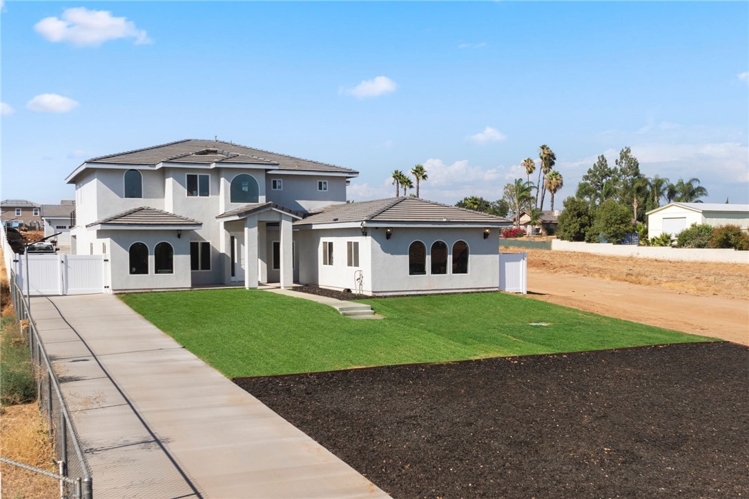 18860 Mariposa Drive