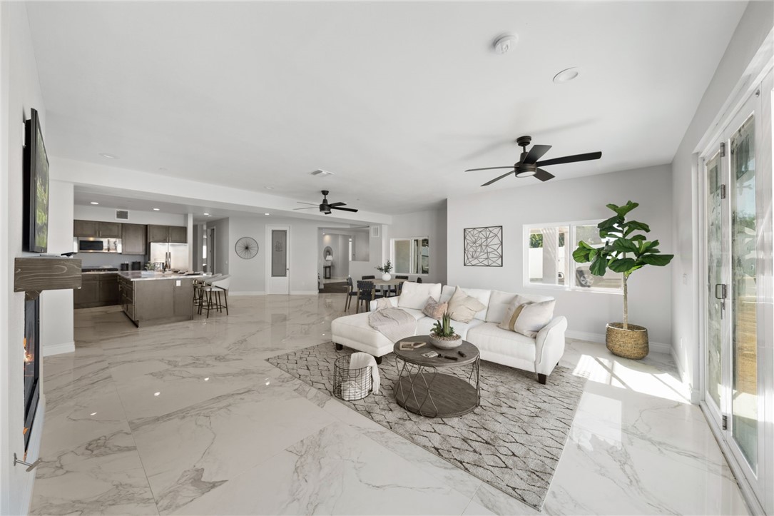 18860 Mariposa Drive