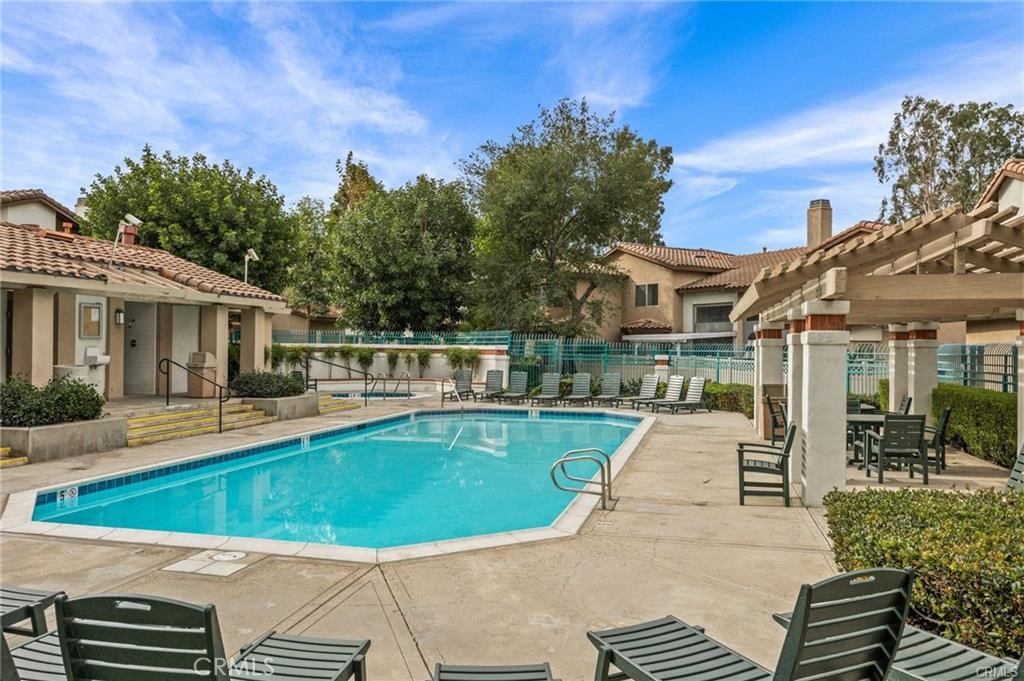 3740 Camino Sobre Vista