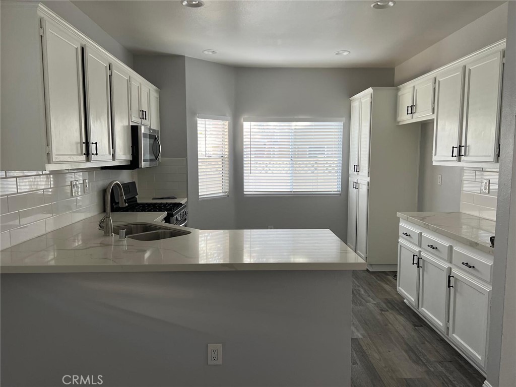 3740 Camino Sobre Vista