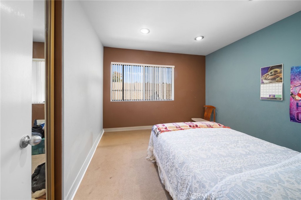 1351 W Cerritos Avenue 4