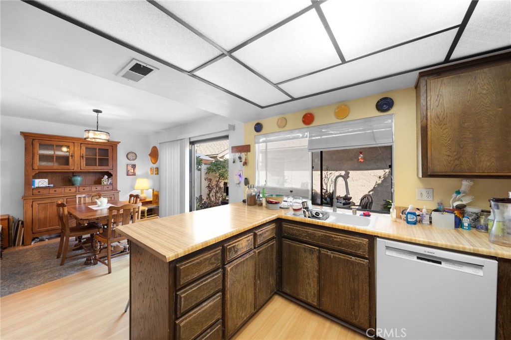 1351 W Cerritos Avenue 4