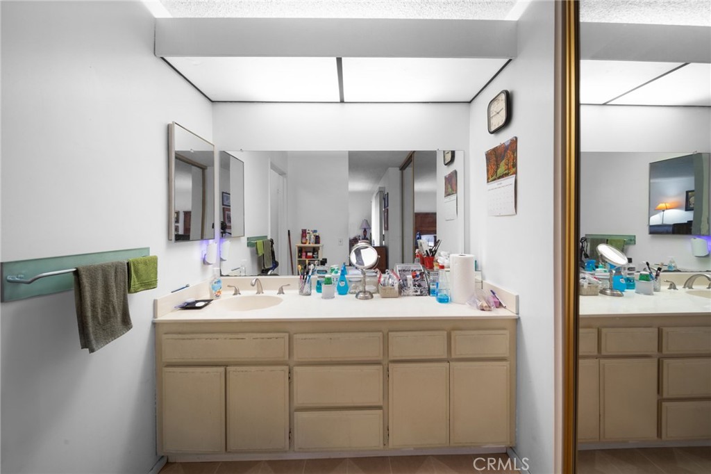 1351 W Cerritos Avenue 4