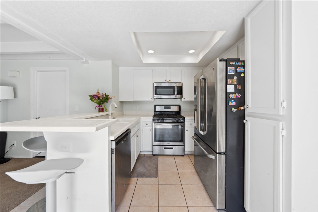 333 N Melrose Drive H