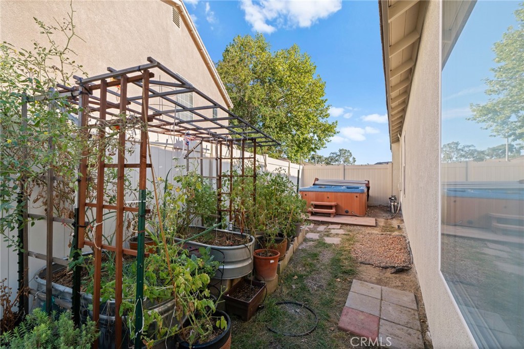 31790 Calle Vimianzo