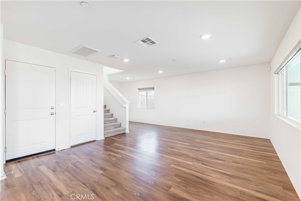 32294 Roman Warren Way