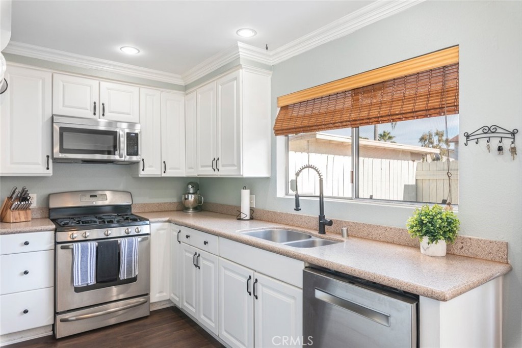 3505 Driftwood Place