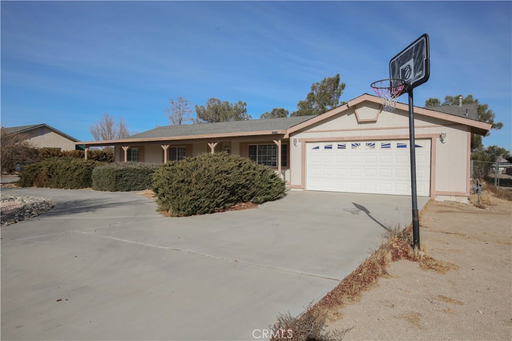 16428 Comanche Street