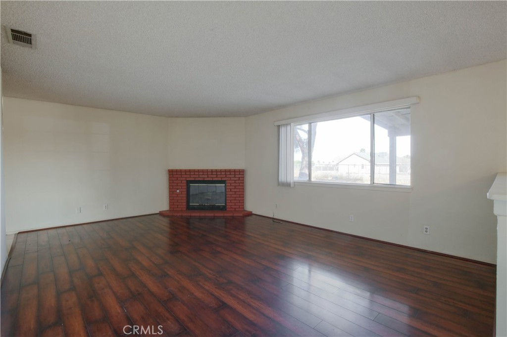 16428 Comanche Street