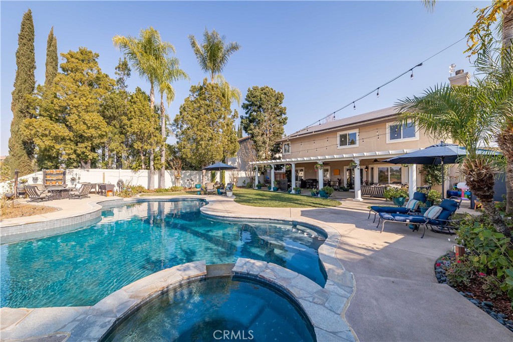 40469 Calle Katerine