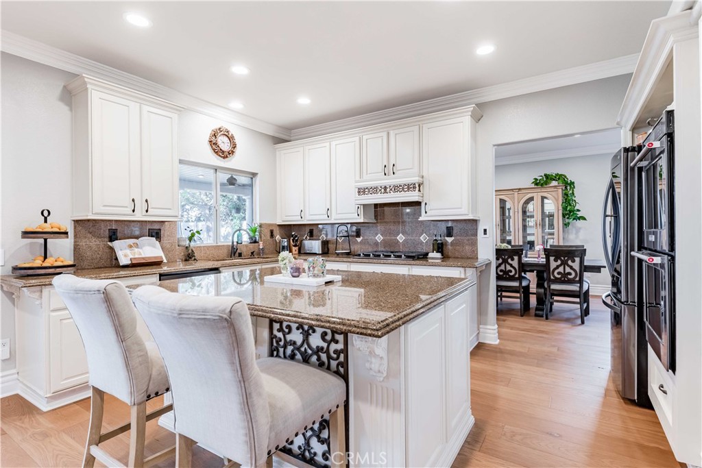 40469 Calle Katerine