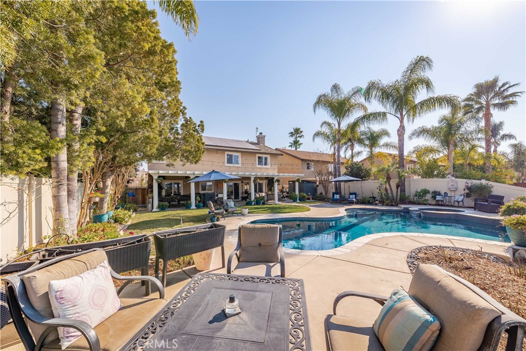 40469 Calle Katerine