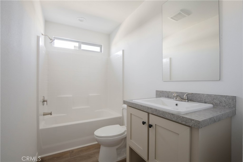 45521 State Highway 74 Unit 6