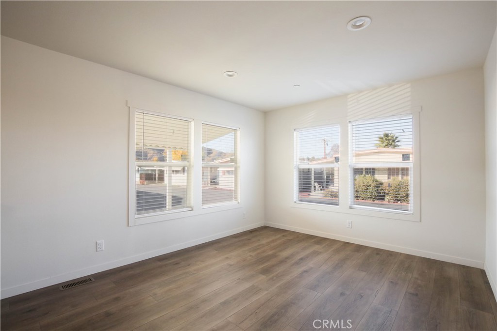 45521 State Highway 74 Unit 6