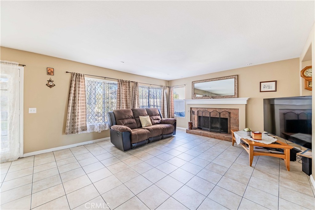 29113 Shorecliff Drive