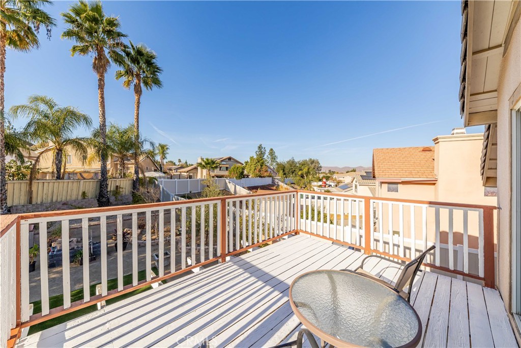 29113 Shorecliff Drive