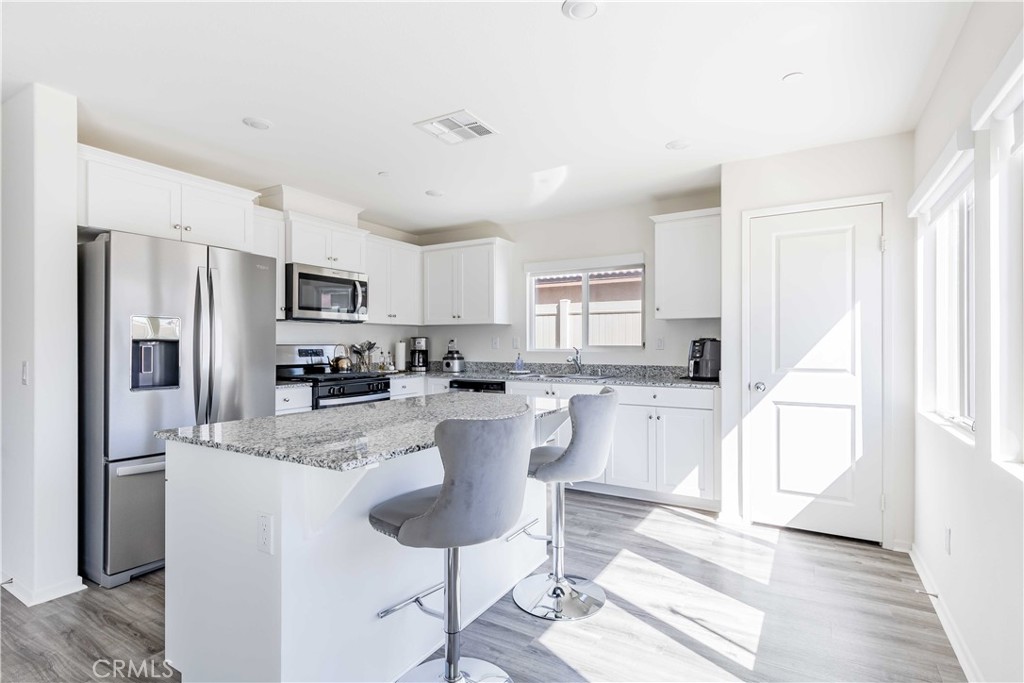 1410 Monument Street