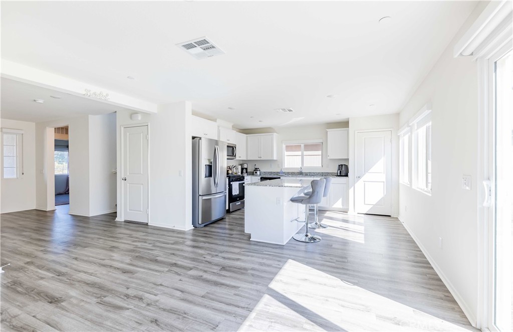 1410 Monument Street