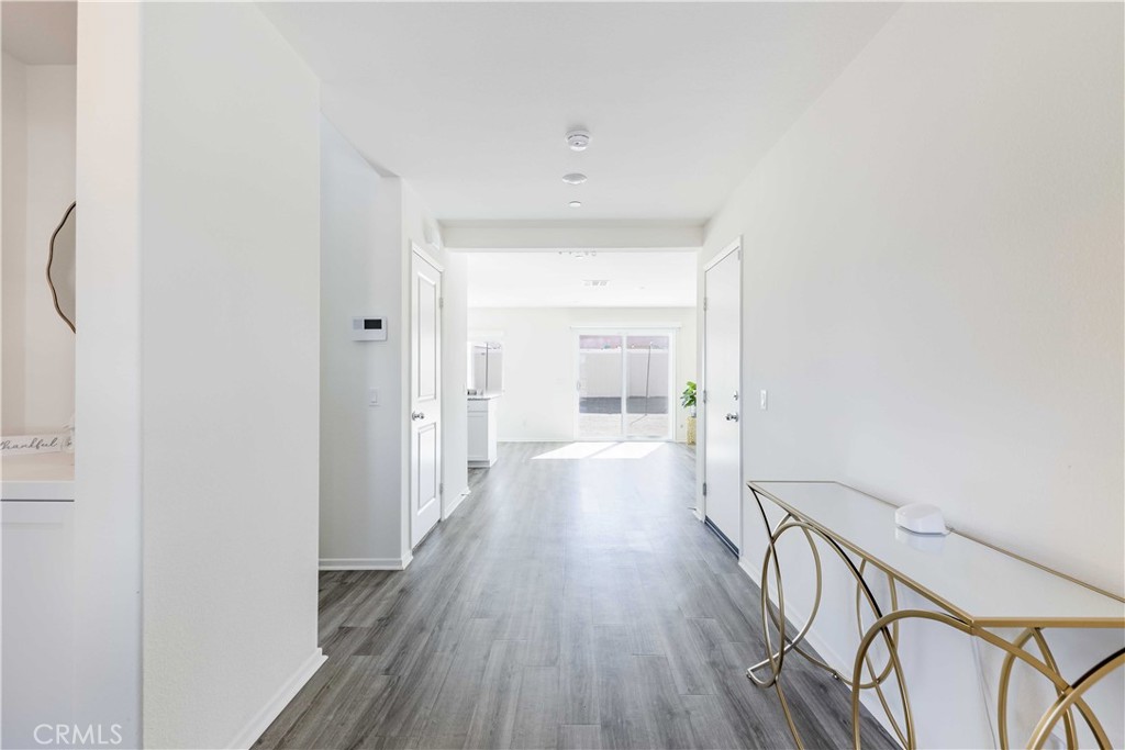 1410 Monument Street