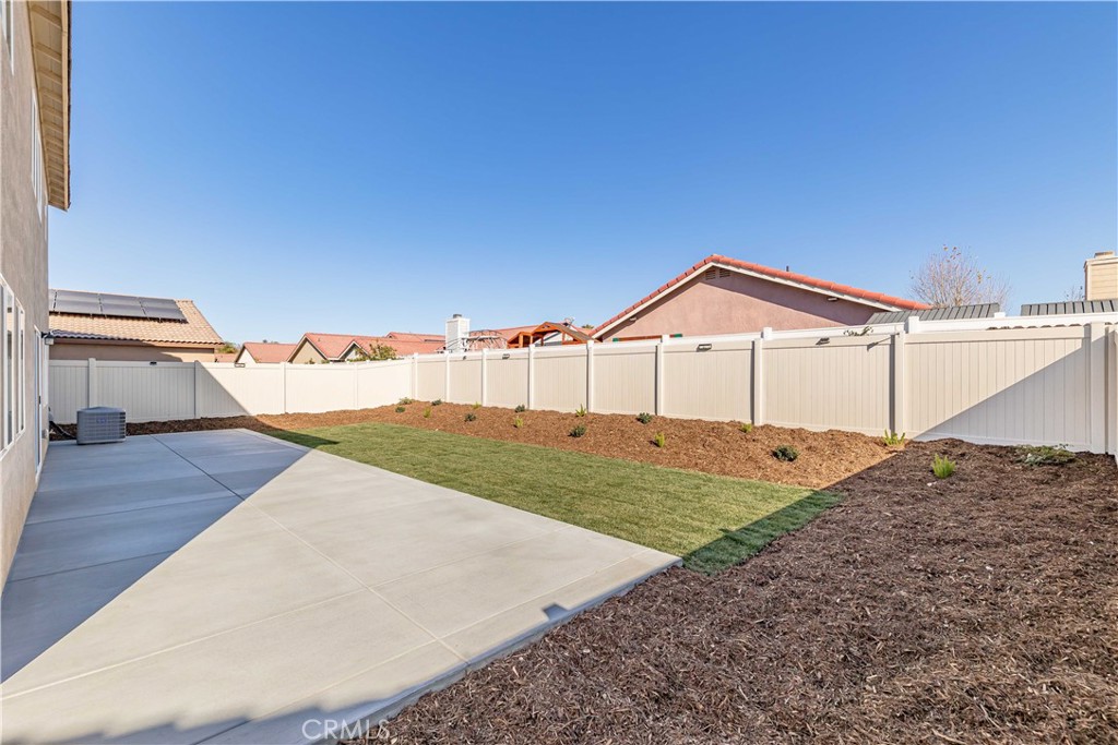 1410 Monument Street