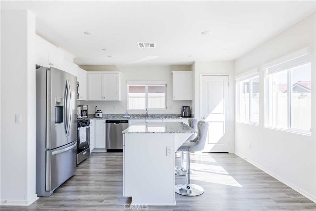 1410 Monument Street