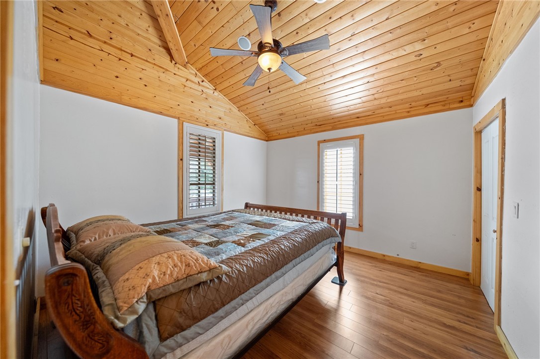 33120 Deeble Entrance Street