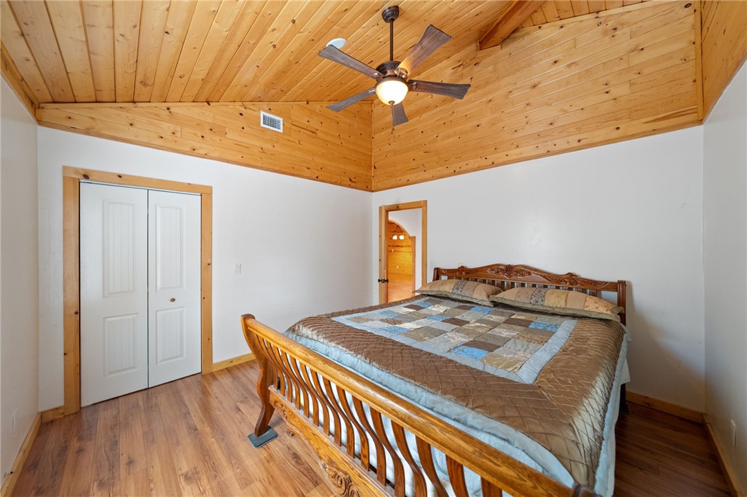 33120 Deeble Entrance Street