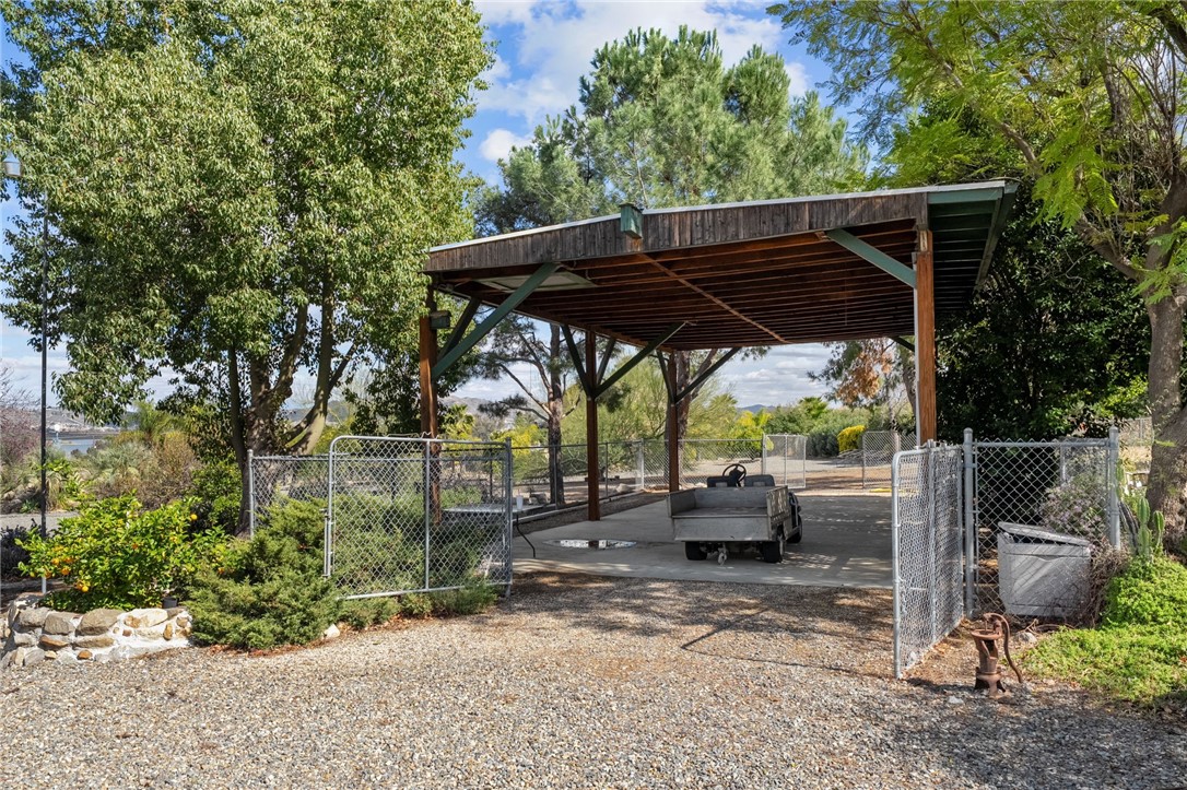 33120 Deeble Entrance Street