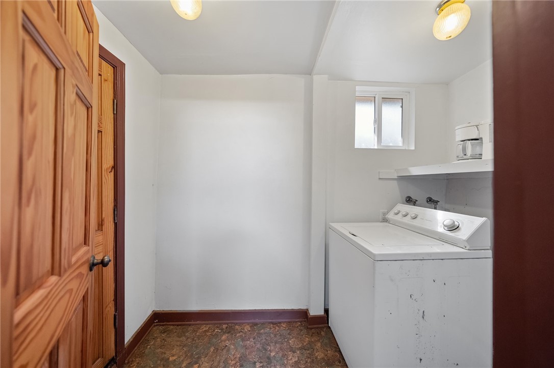 33120 Deeble Entrance Street