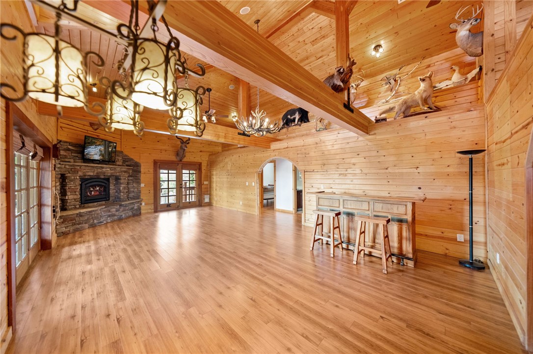 33120 Deeble Entrance Street