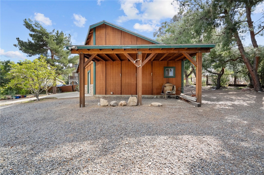 33120 Deeble Entrance Street