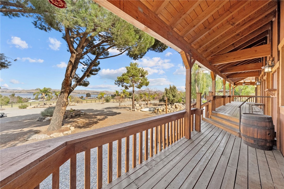 33120 Deeble Entrance Street