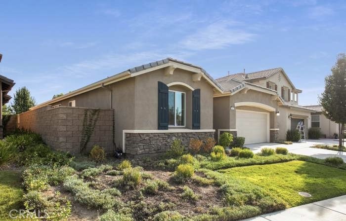 31543 Mojave Rose Court