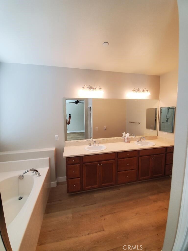 31543 Mojave Rose Court