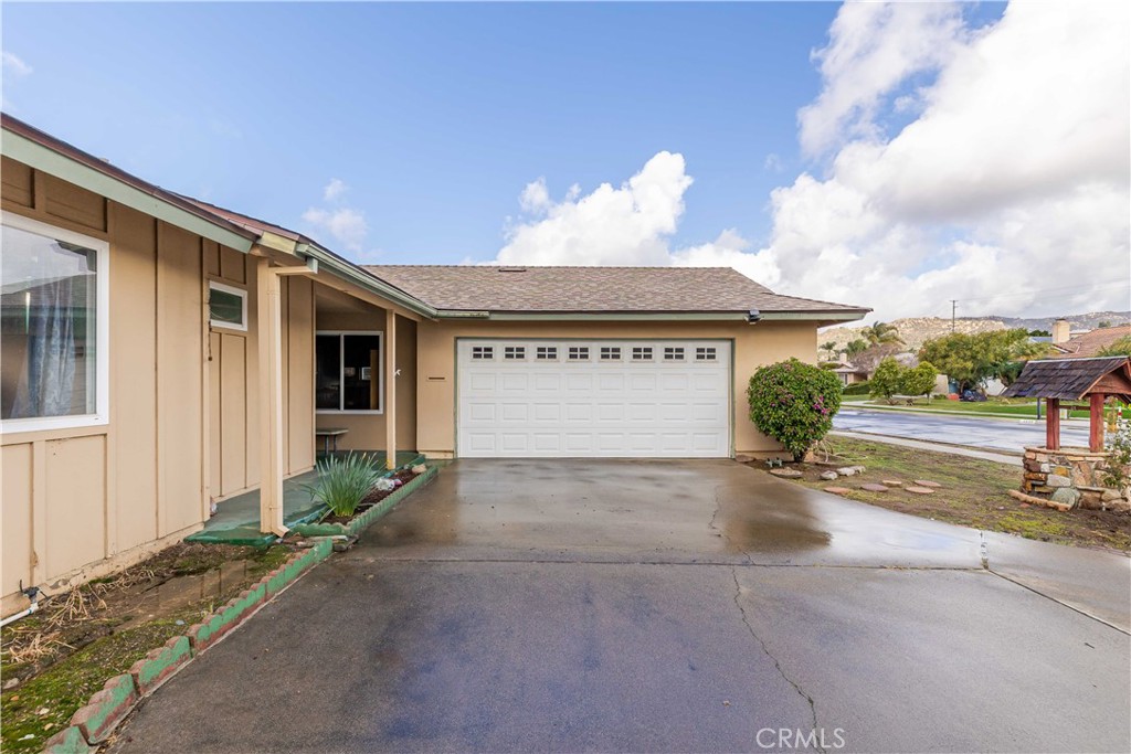 2253 Montemar Avenue