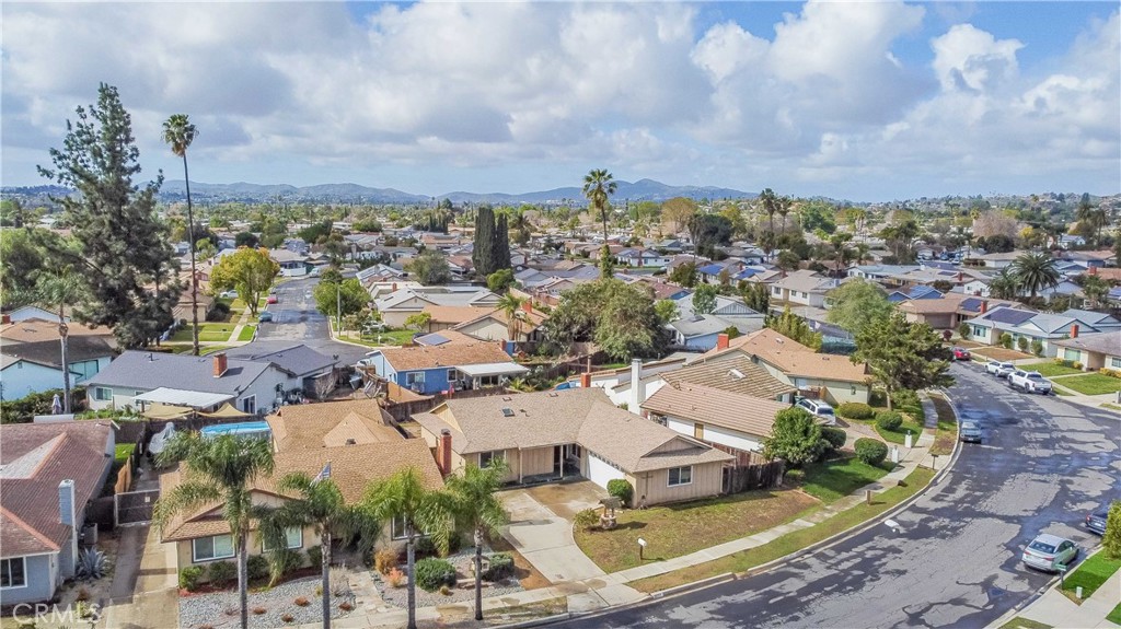 2253 Montemar Avenue