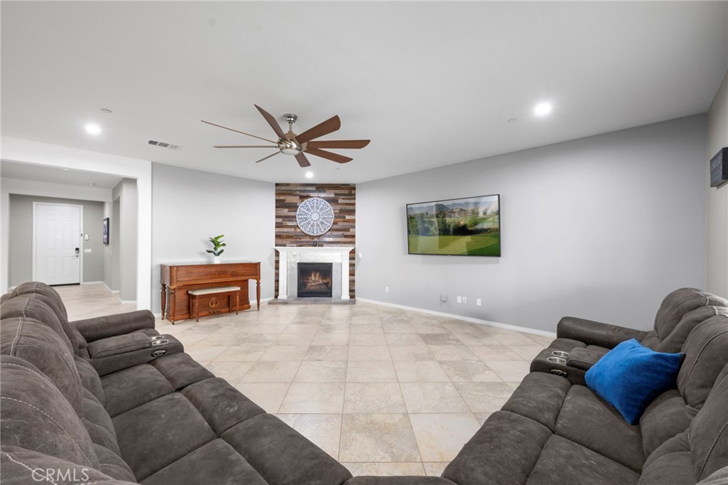 23105 Seattle Ridge Road