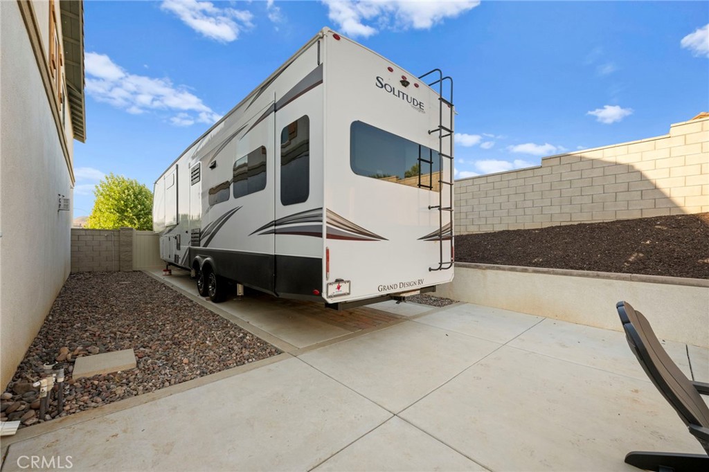 23105 Seattle Ridge Road