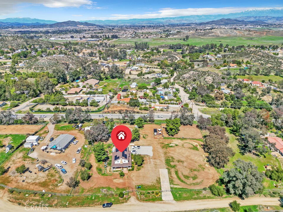 26600 Pradera Lane