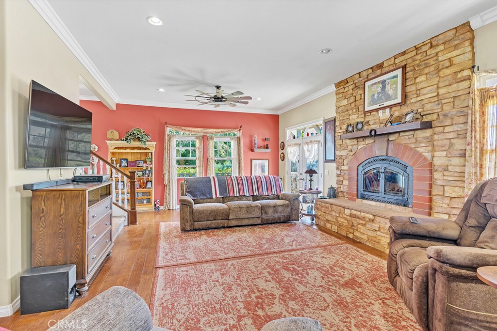26600 Pradera Lane
