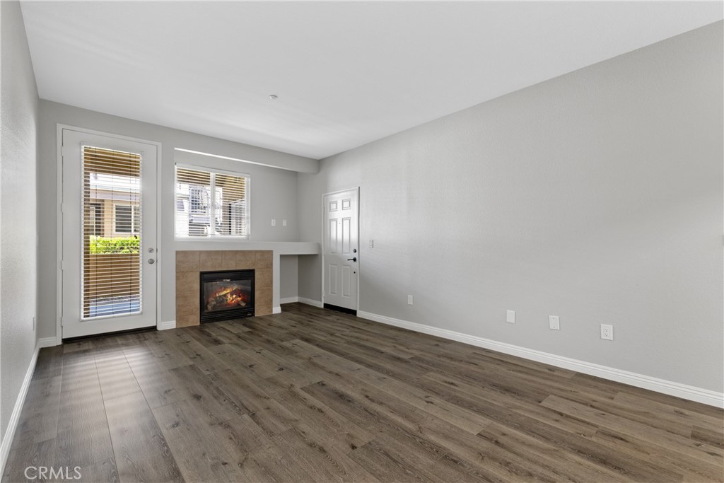 41410 Juniper Street 1111