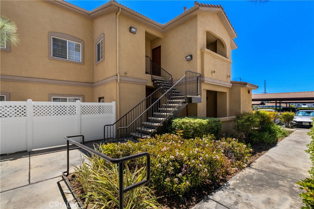 41410 Juniper Street 1111