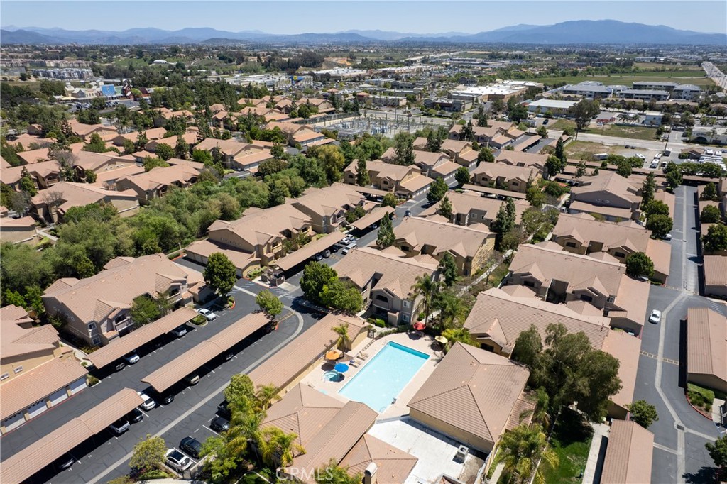 41410 Juniper Street 1111