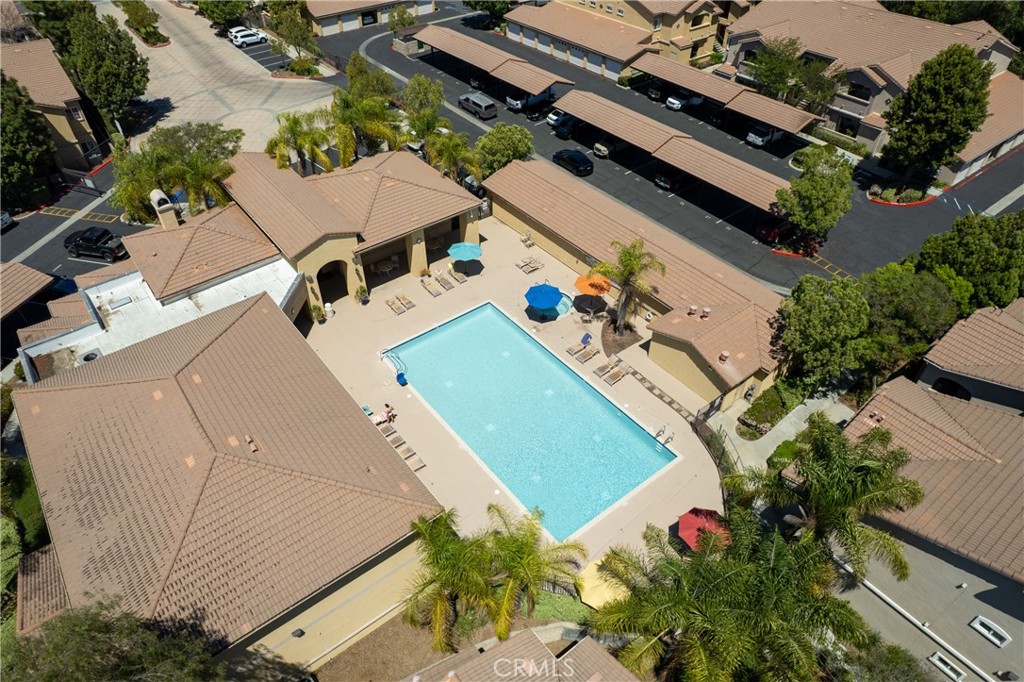 41410 Juniper Street 1111